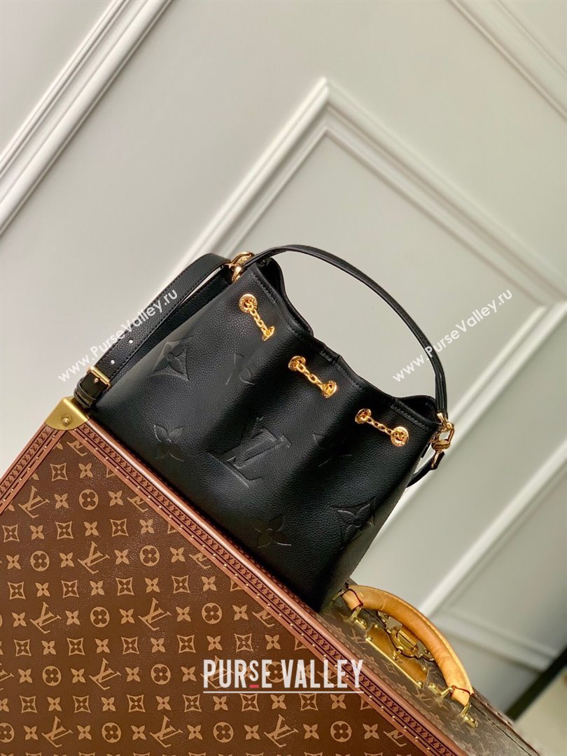 Louis Vuitton Summer Bundle Bucket Bag in Monogram Leather M25453 Black 2024 (K-24061713)