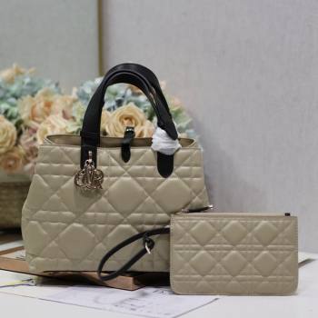 Dior Medium Toujours Tote bag in Macrocannage Calfskin Beige/Black 2024 (XXG-240312070)