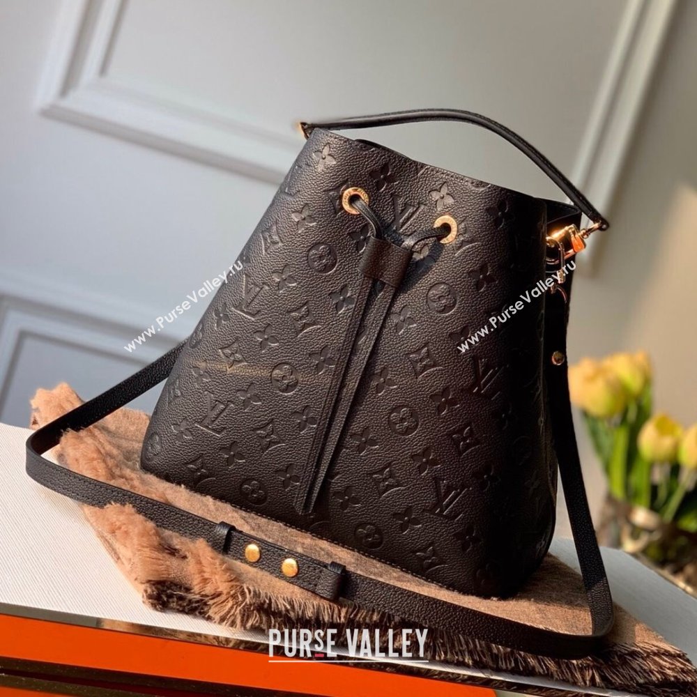 Louis Vuitton NeoNoe MM Bucket Bag in Monogram Embossed Leather M45256 Black 2025 (K-25020604)