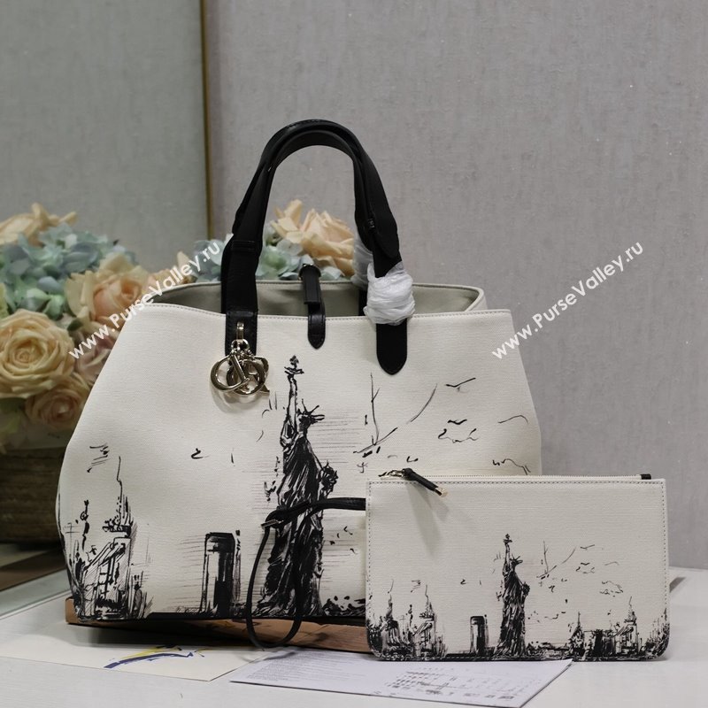 Dior Large Toujours Tote bag in Printed Canvas White/Black 2024 (XXG-240312072)