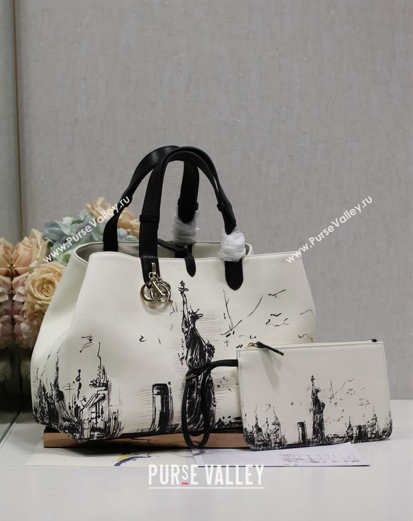 Dior Large Toujours Tote bag in Printed Canvas White/Black 2024 (XXG-240312072)