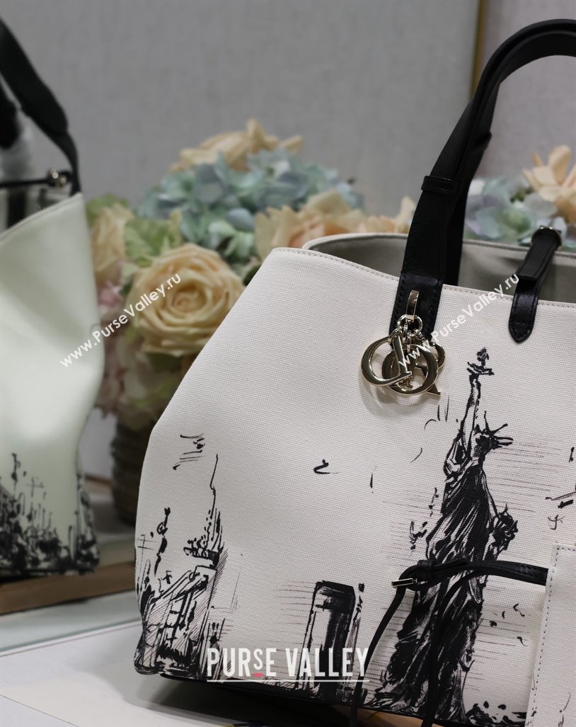 Dior Large Toujours Tote bag in Printed Canvas White/Black 2024 (XXG-240312072)