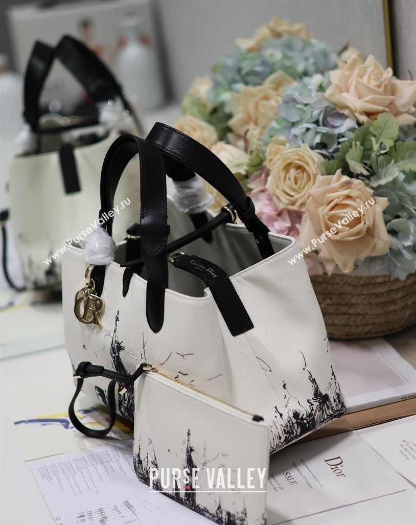 Dior Medium Toujours Tote bag in Printed Canvas White/Black 2024 (XXG-240312073)
