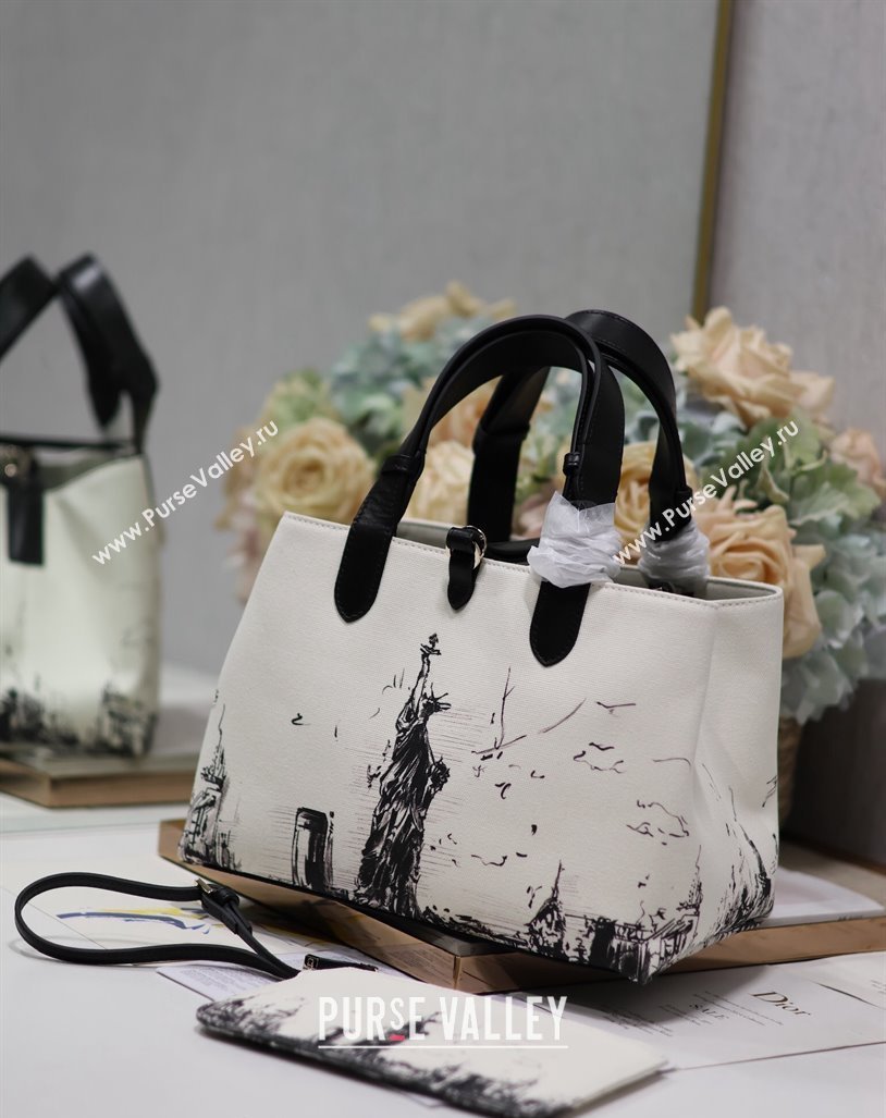 Dior Medium Toujours Tote bag in Printed Canvas White/Black 2024 (XXG-240312073)