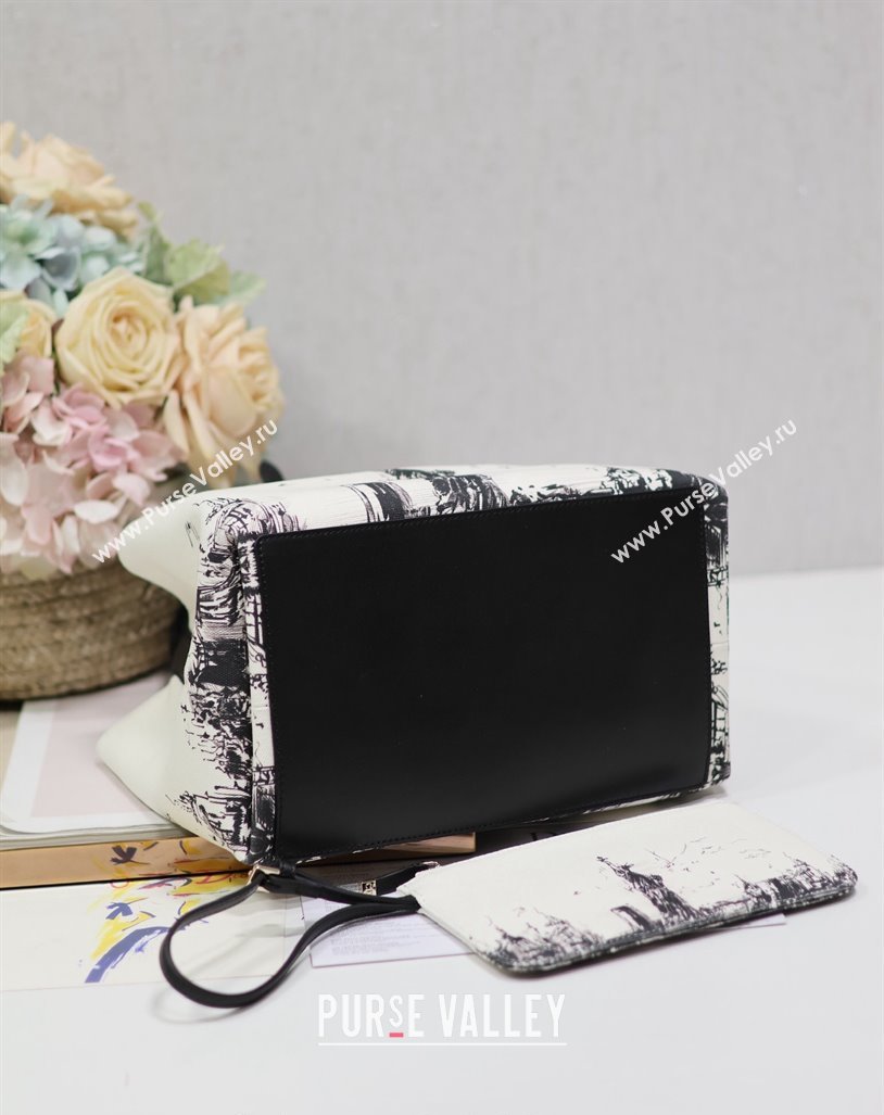 Dior Medium Toujours Tote bag in Printed Canvas White/Black 2024 (XXG-240312073)