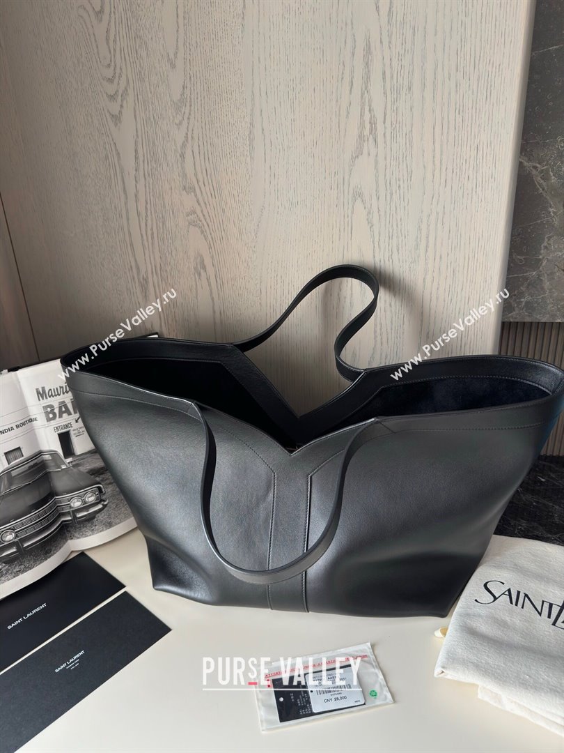 Saint Laurent Y Tote Bag in Finely Grained Leather 817602 Black 2024 Top Quality (HS-24121320)