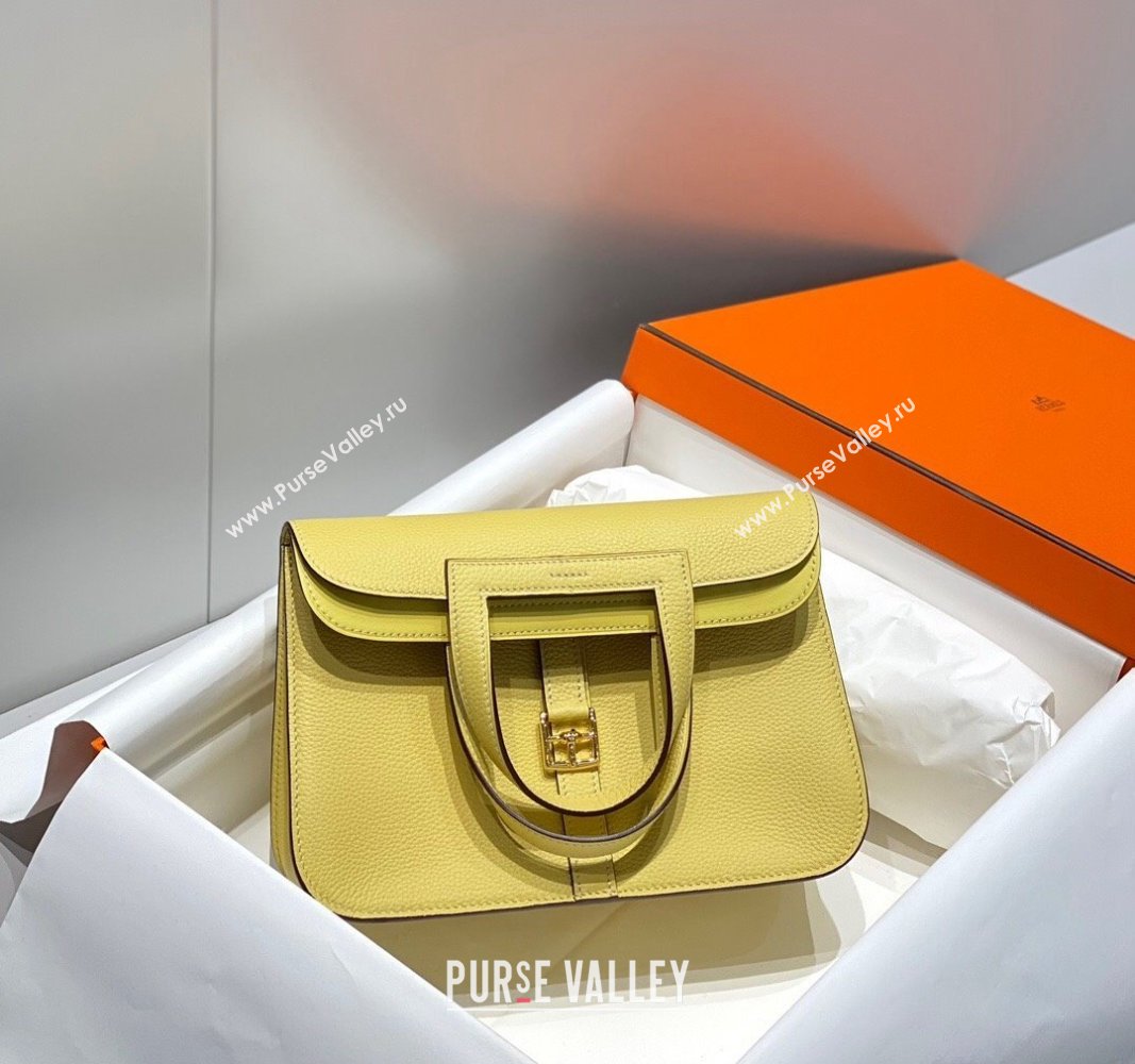 Hermes Halzan 25cm Bag in Togo Calfskin Chick Yellow 2024 H092501 (FLB-240925003)