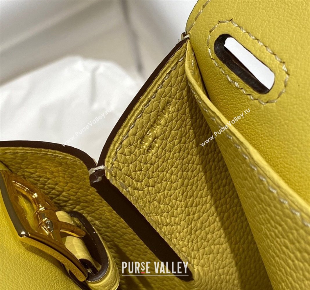 Hermes Halzan 25cm Bag in Togo Calfskin Chick Yellow 2024 H092501 (FLB-240925003)