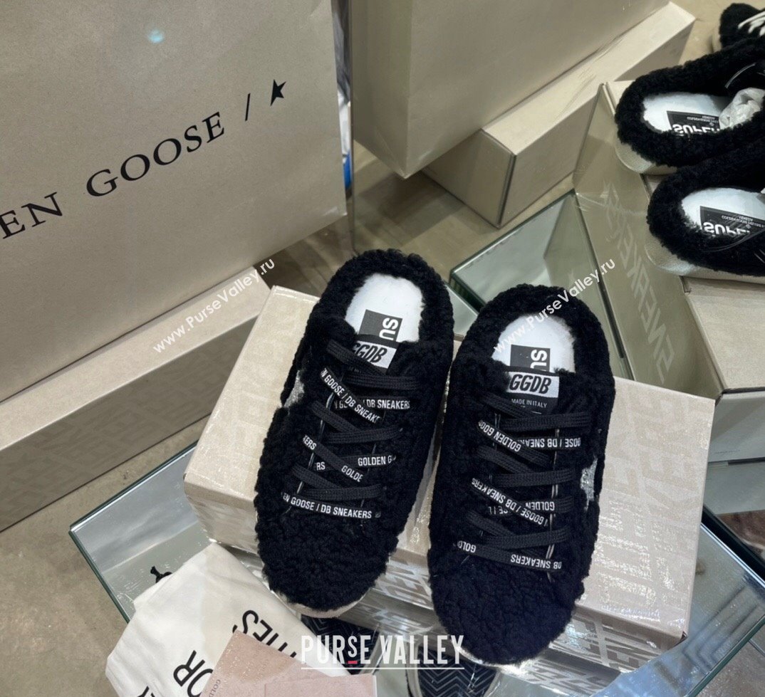 Golden Goose Super-Star Sneakers sabots in Black Shearling with Glitter Silver Star 2024 (13-241113019)