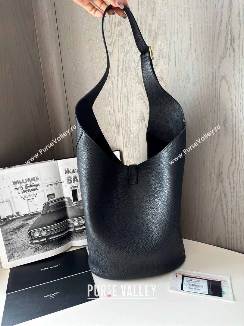 Saint Laurent LE 5 À 7 Hobo in Grained Leather 793088 Black 2024 Top Quality (HS-24121318)