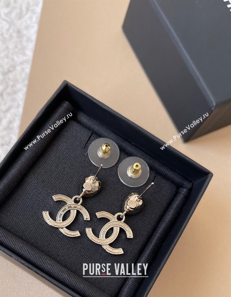 Chanel Strass CC Pendant Earrings 2025 0725 (YF-250725124)