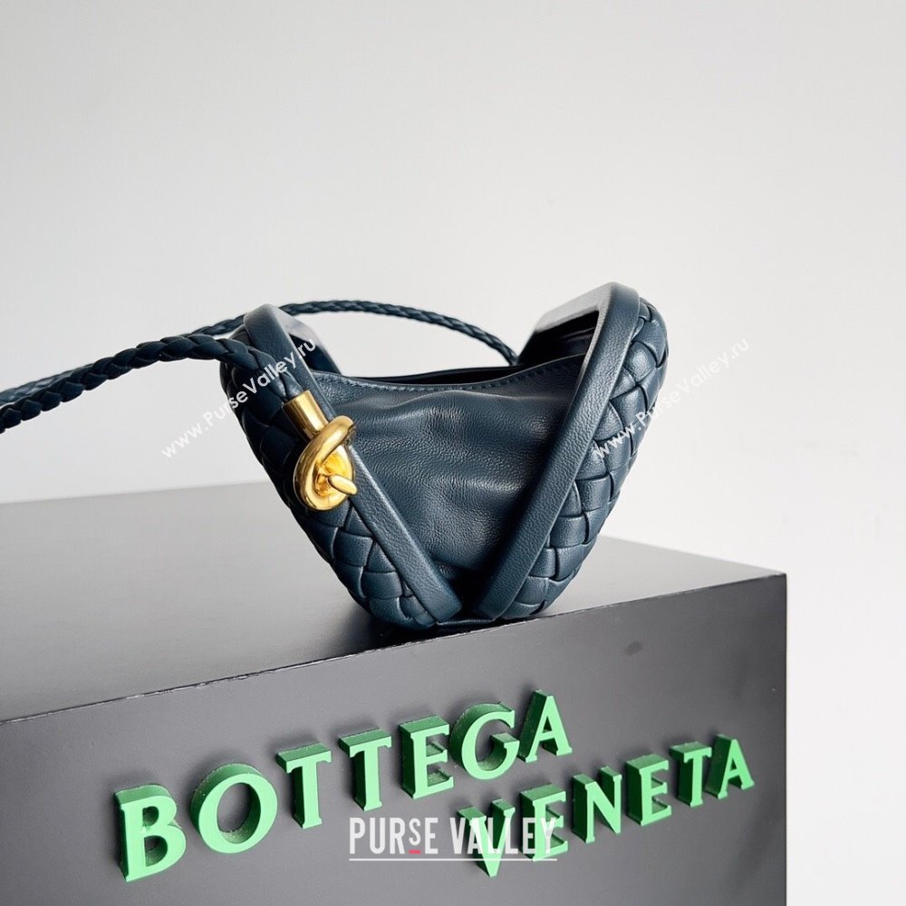 Bottega Veneta Knot On Strap in Padded Intreccio Leather 717623 Navy Blue 2023 (MS-23101602)