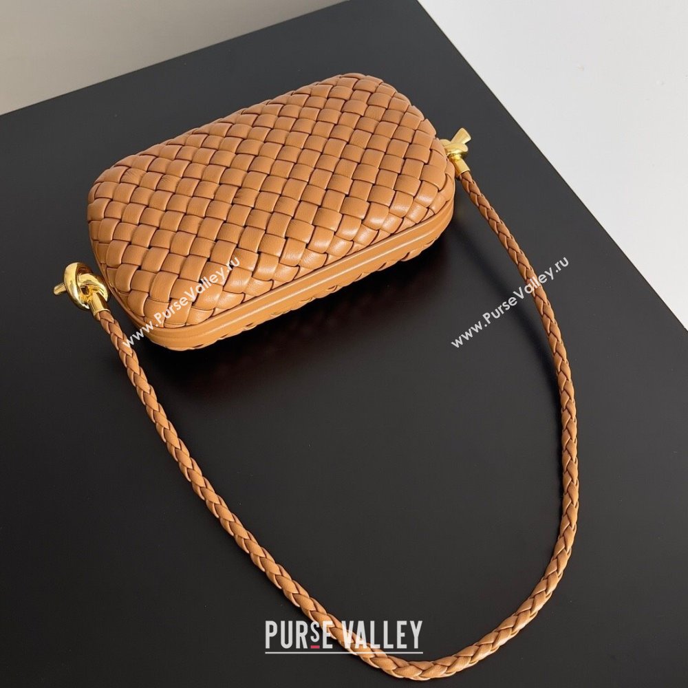 Bottega Veneta Knot On Strap in Padded Intreccio Leather 717623 Brown 2023 (MS-23101603)