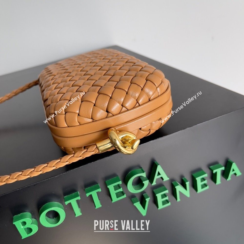 Bottega Veneta Knot On Strap in Padded Intreccio Leather 717623 Brown 2023 (MS-23101603)