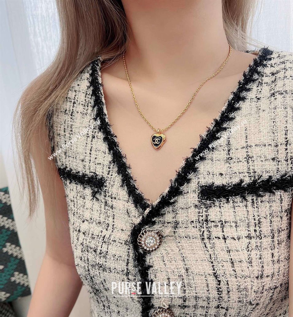 Chanel Pendant Necklace Black/Gold 2025 0724 (YF-250725127)