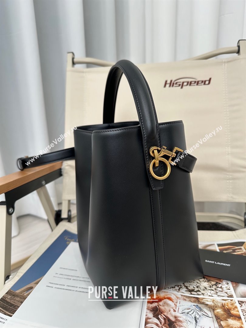 Saint Laurent Le 37 Bucket Bag in Shiny Leather 742828 Black 2024 Top Quality (HONGS-24061808)