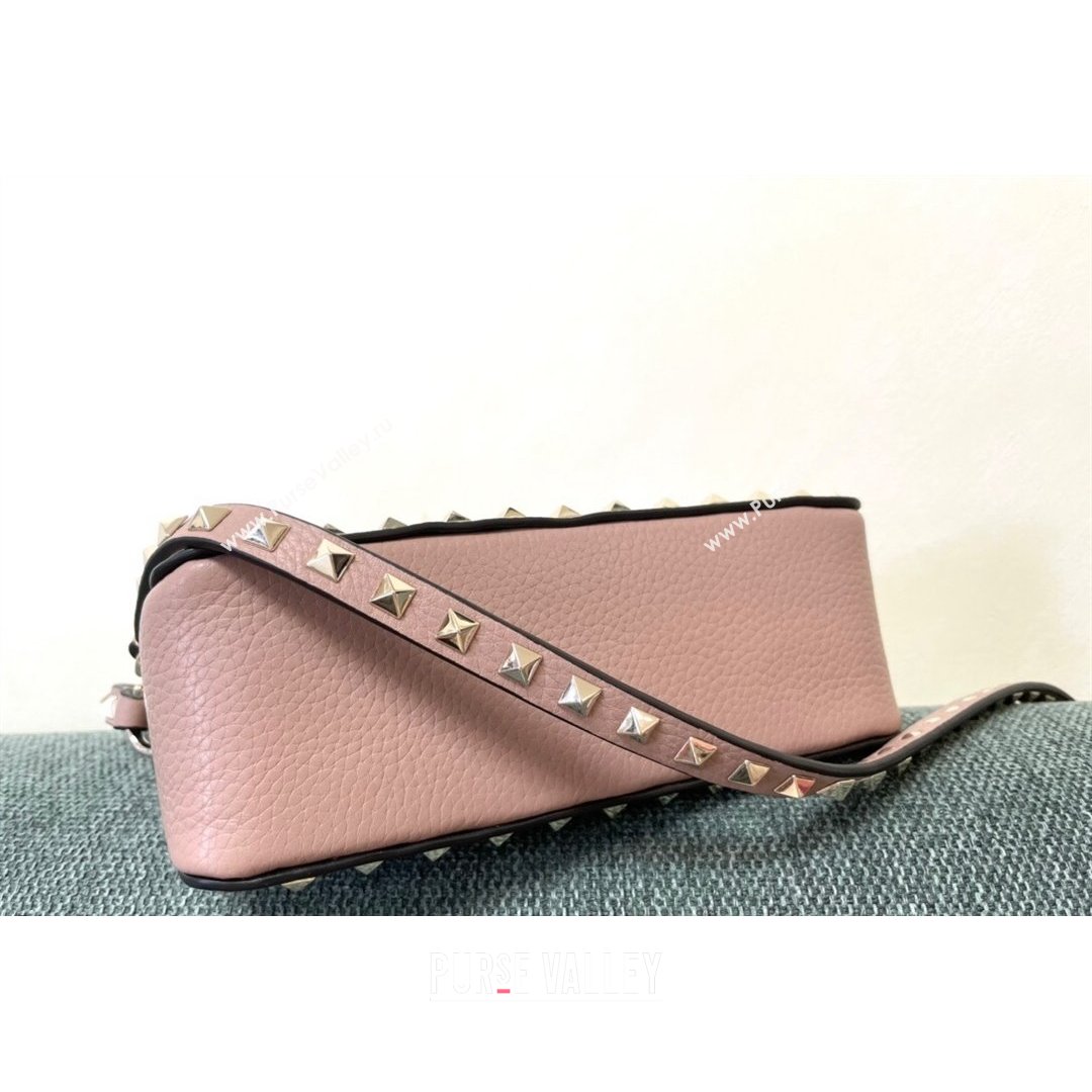 Valentino Small Rockstud Grainy Calfskin Crossbody Bag Light Pink 2021 5500 (JD-21090942)