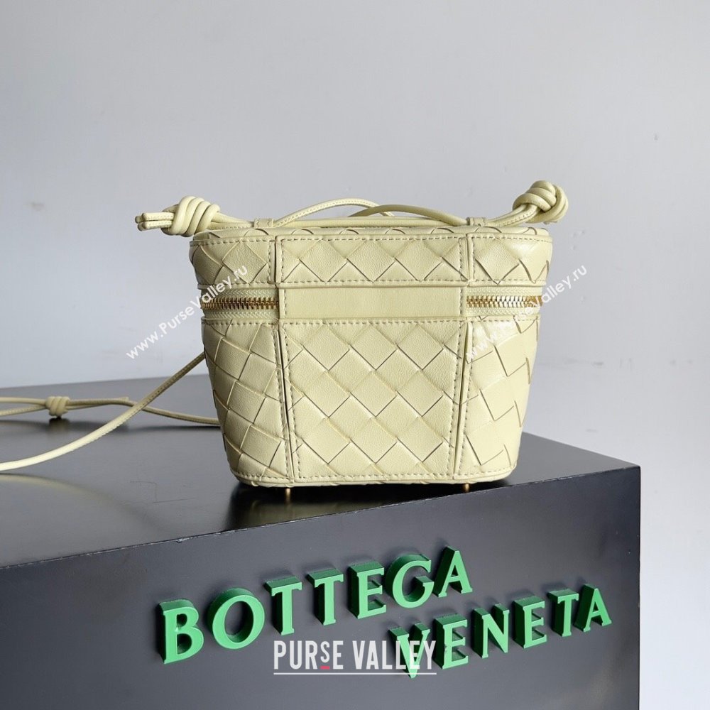 Bottega Veneta Mini Intrecciato Vanity Case 743551 Yellow 2023 (MS-23101623)