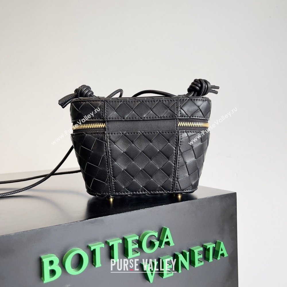 Bottega Veneta Mini Intrecciato Vanity Case 743551 Black 2023 (MS-23101622)