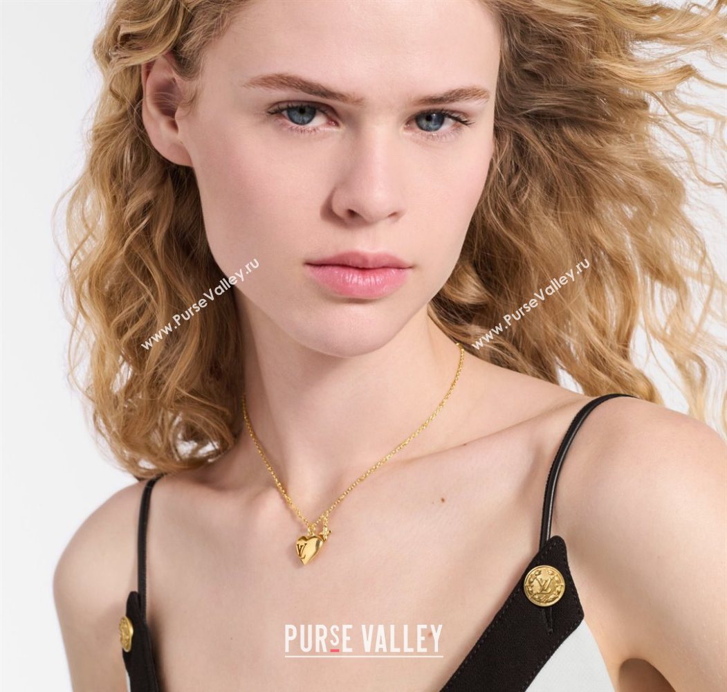 Louis Vuitton Blooming Heart Pendant Necklace 2025 (YF-250726003)