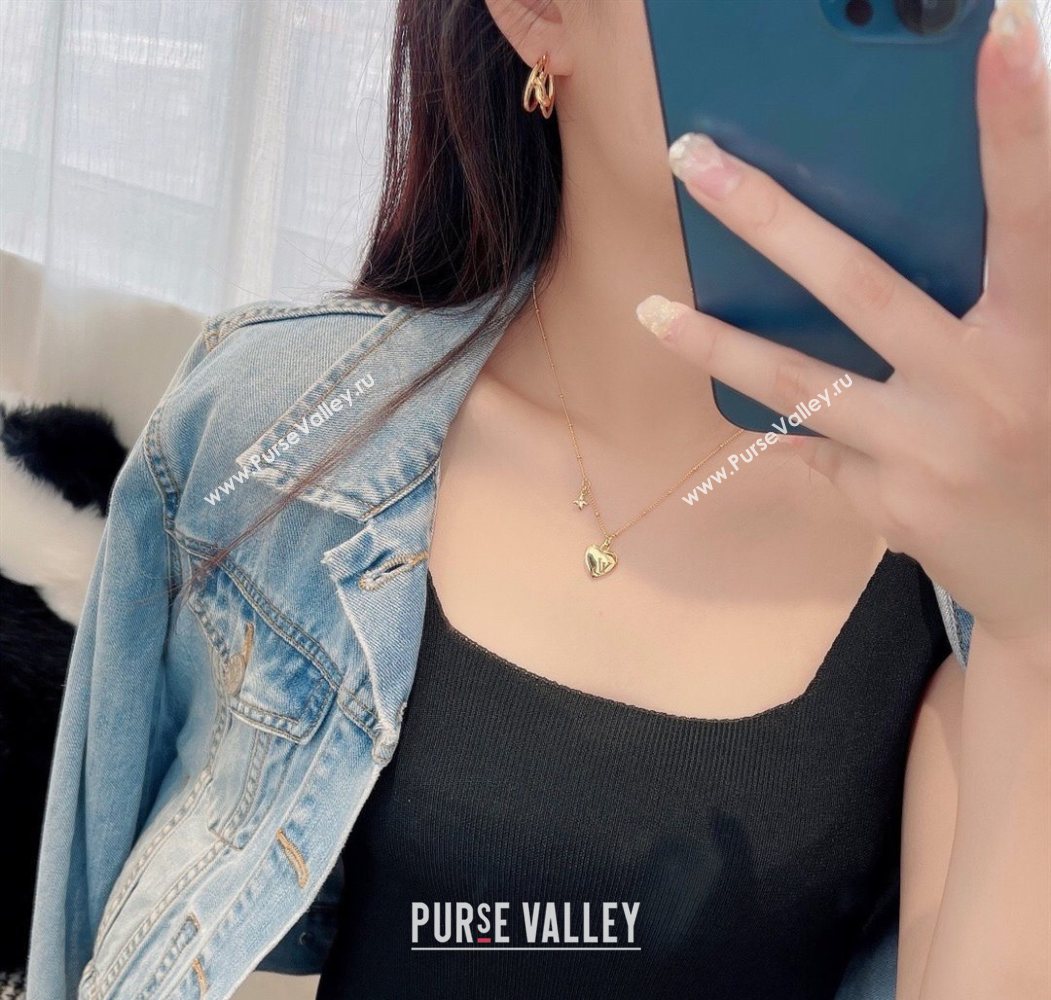 Louis Vuitton Blooming Heart Pendant Necklace 2025 (YF-250726003)