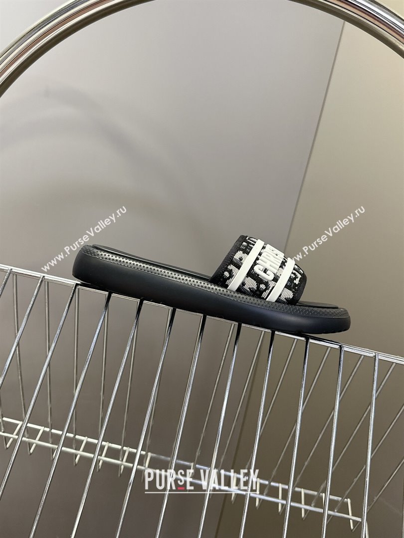 Dior Dioriviera Dway Flat Slides Sandal in Oblique Embroidered Cotton and White Rubber Black 2025 (HQG-250710005)