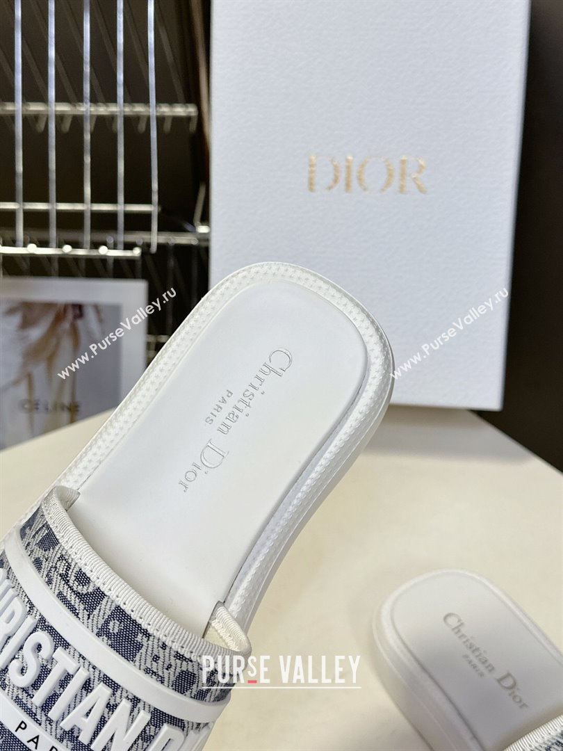Dior Dioriviera Dway Flat Slides Sandal in Chambray Blue Jacquard with Ecru Raffia Oblique Motif and White Rubber 2025 (HQG-2507