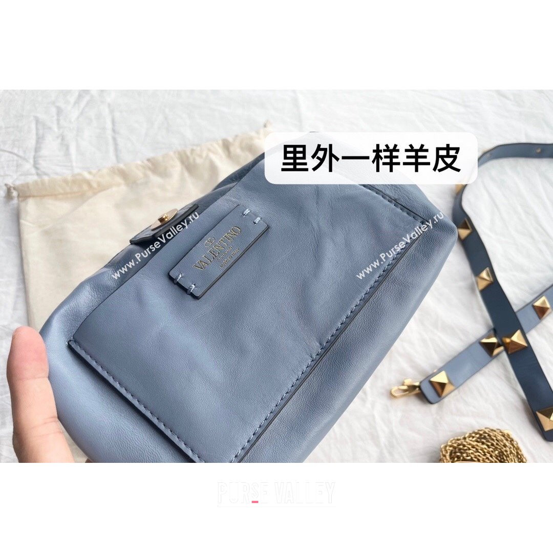 Valentino Small Roman Stud Lambskin Top Handle bag 0199S Blue 2021 (JD-21090945)