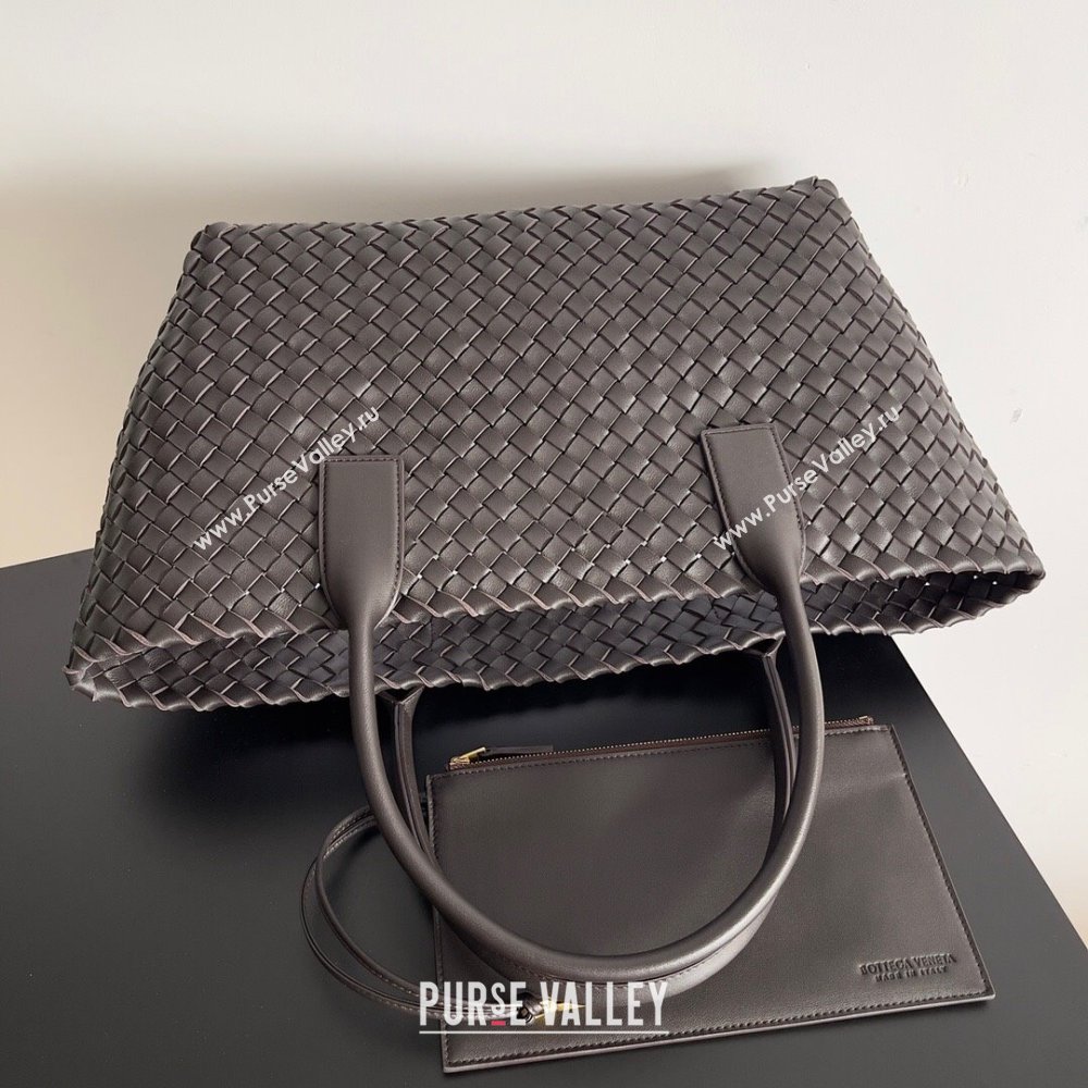 Bottega Veneta Small Cabat Tote Bag in Intreccio Leather 730297 Chocolate 2023 (MS-23101408)