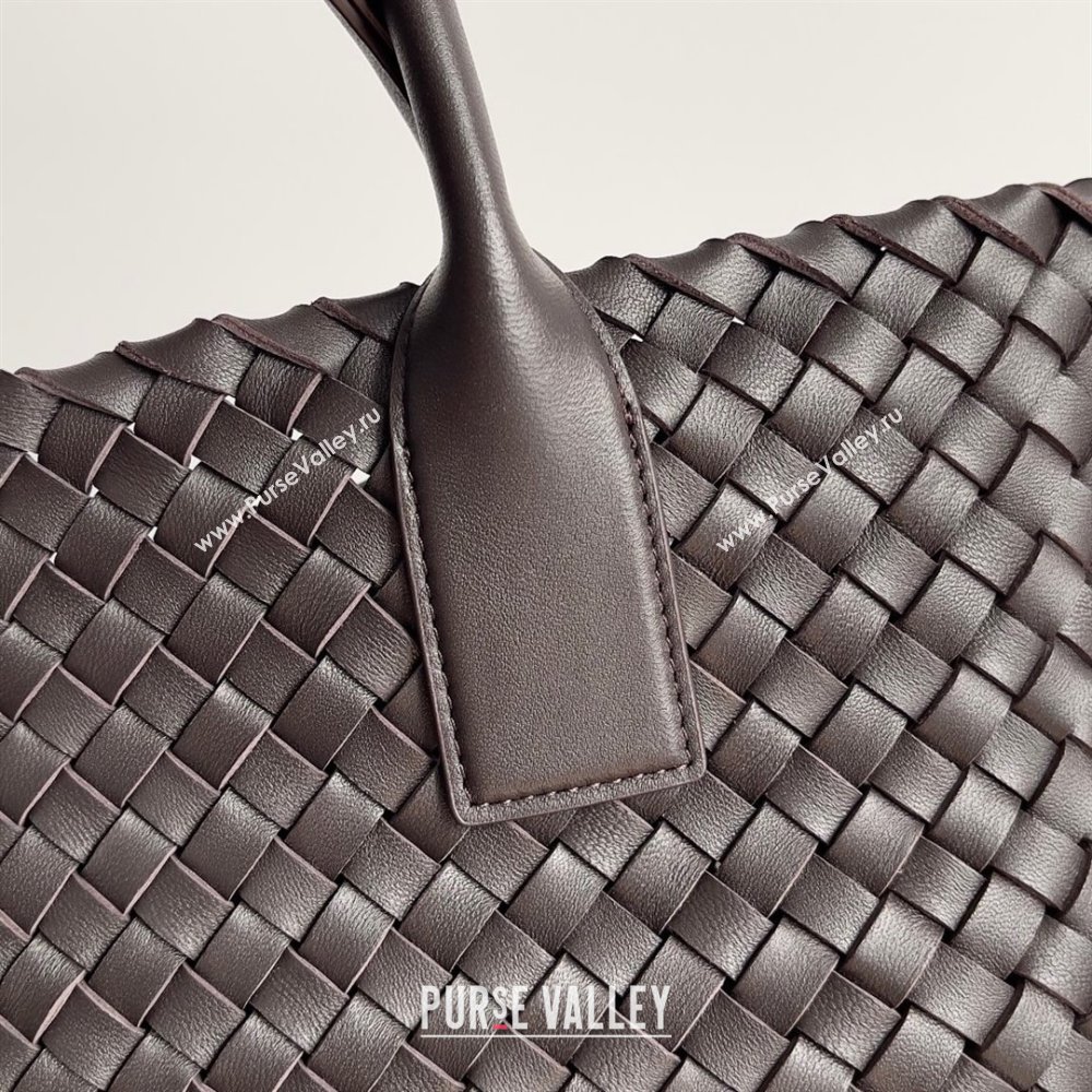 Bottega Veneta Small Cabat Tote Bag in Intreccio Leather 730297 Chocolate 2023 (MS-23101408)