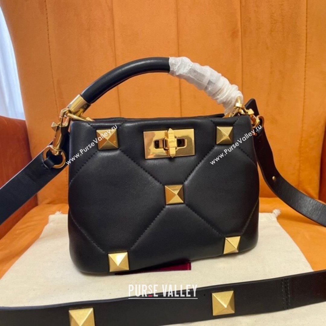 Valentino Roman Stud Lambskin Top Handle Mini bag 520 Black/Gold 2021 0199 (JD-21090947)