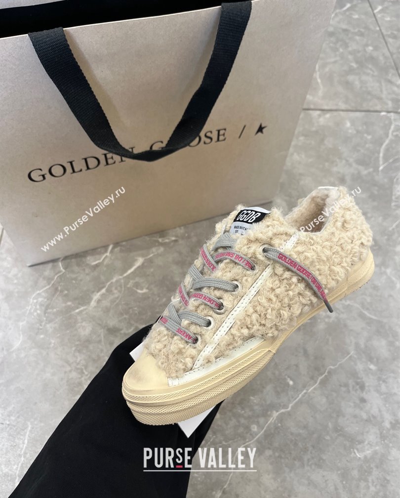 Golden Goose V-Star Sneakers in shearling allover with silver glitter star 2024 (13-241113009)