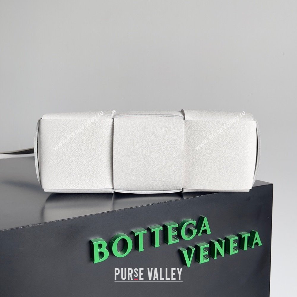 Bottega Veneta Mini Arco Tote Bag in Grained Leather 709337 White 2023 (MS-23101714)