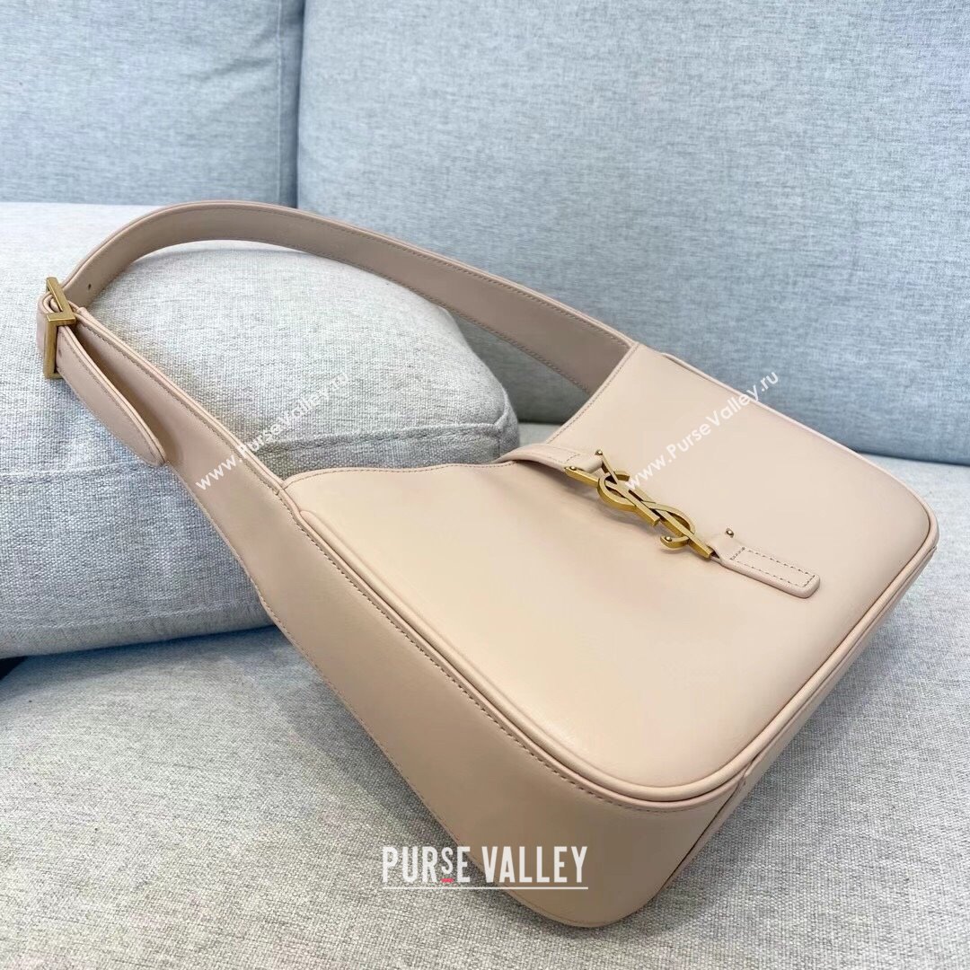 Saint Laurent LE 5 À 7 Hobo Bag in Smooth Calfskin 657228 Light Pink 2021 (JD-21091022)