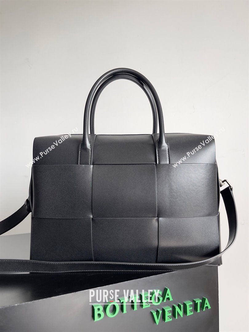 Bottega Veneta Arco Briefcase in Intreccio Leather 746358 Black 2023 (MS-23101413)