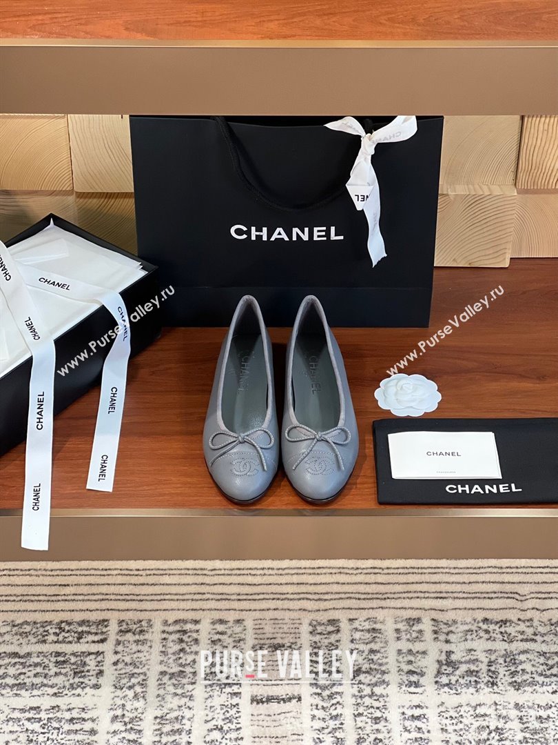 Chanel Grained Leather Classic Ballerinas CHB09 Grey 2024 (KL-24120309)