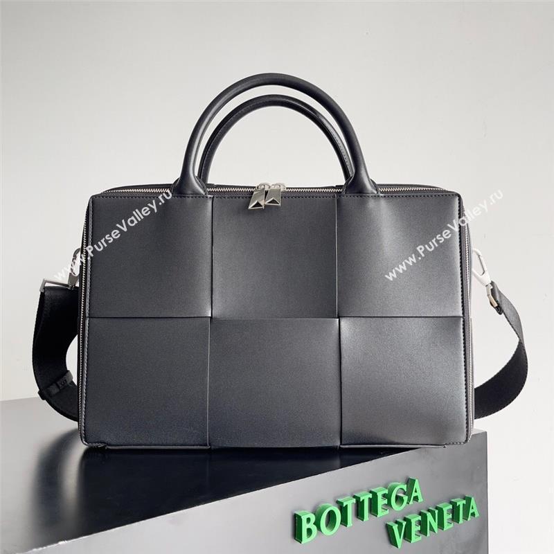 Bottega Veneta Arco Briefcase in Intreccio Leather 680120 Black 2023 (MS-23101416)