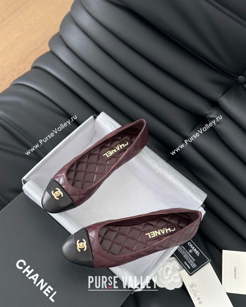 Chanel Ballet Flats in Calfskin Lambskin G45879 Black/Burgundy 2024 (Y30-24111203)