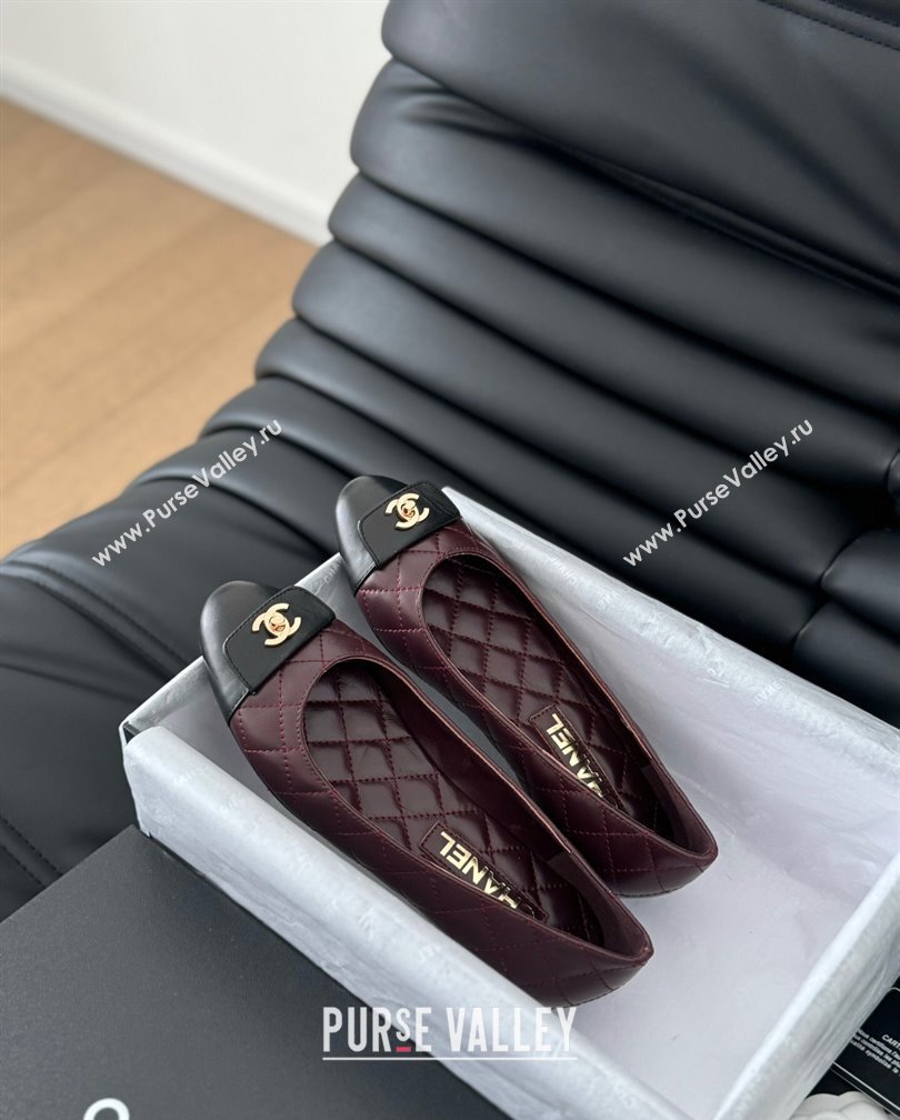 Chanel Ballet Flats in Calfskin Lambskin G45879 Black/Burgundy 2024 (Y30-24111203)