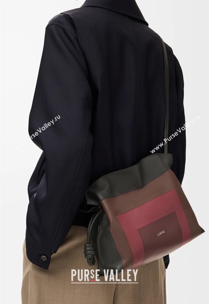 Loewe x Albers Medium Flamenco clutch in nappa calfskin Black/Burgundy 2025 262587 (nana-250925002)