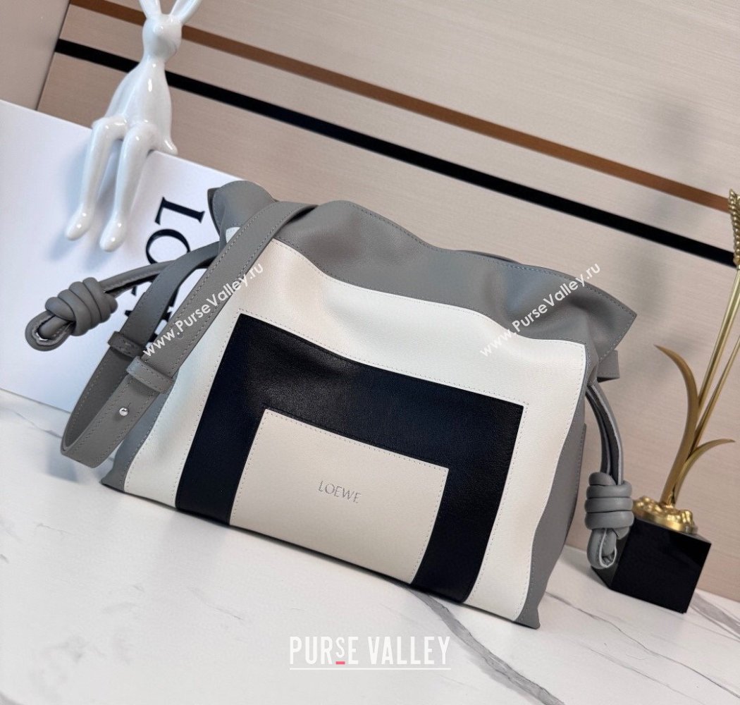 Loewe x Albers Medium Flamenco clutch in nappa calfskin Grey/White 2025 262587 (nana-250925004)