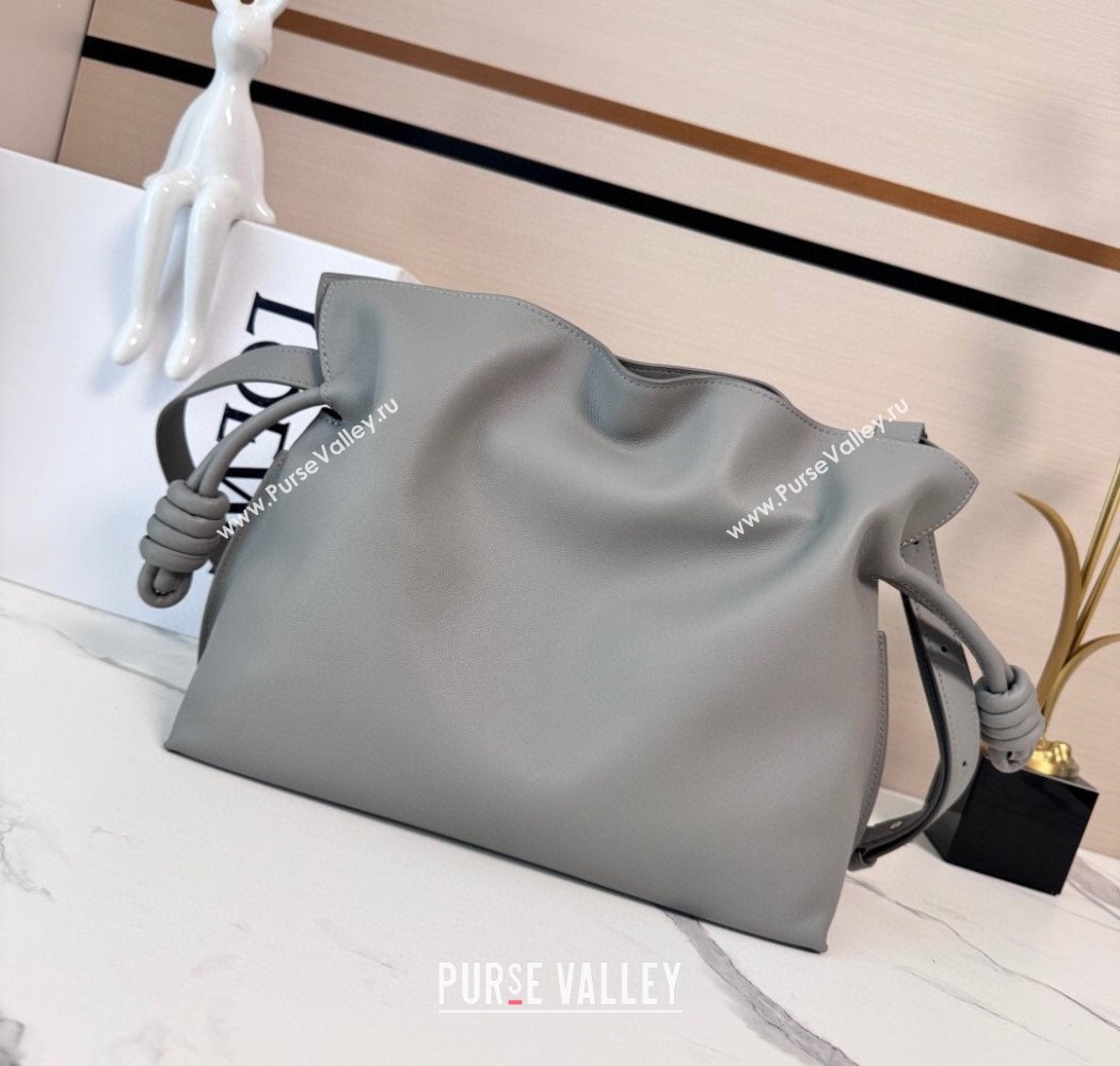 Loewe x Albers Medium Flamenco clutch in nappa calfskin Grey/White 2025 262587 (nana-250925004)