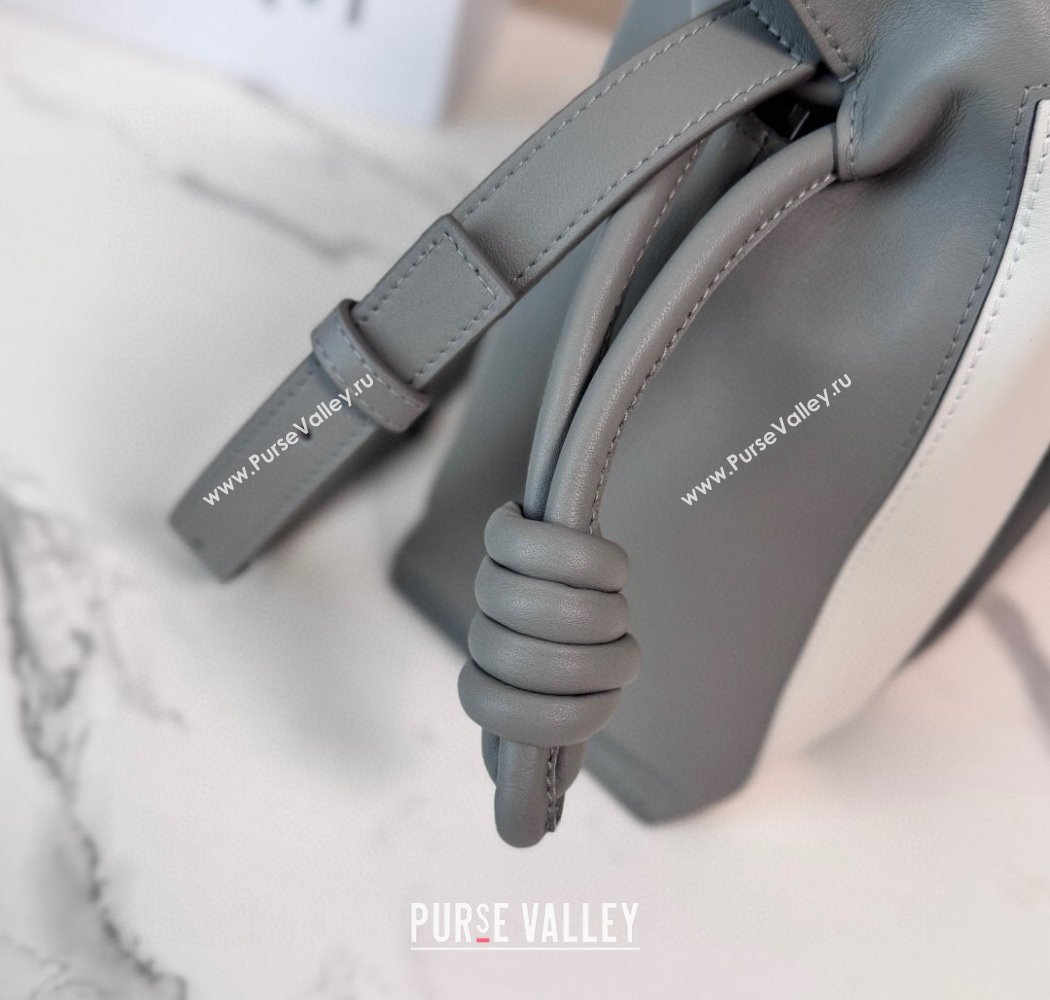 Loewe x Albers Medium Flamenco clutch in nappa calfskin Grey/White 2025 262587 (nana-250925004)