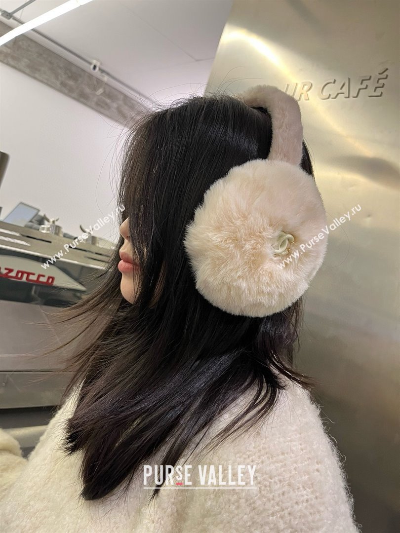 Chanel Snow Earmuff E111307 Beige 2024 (A-24111307)