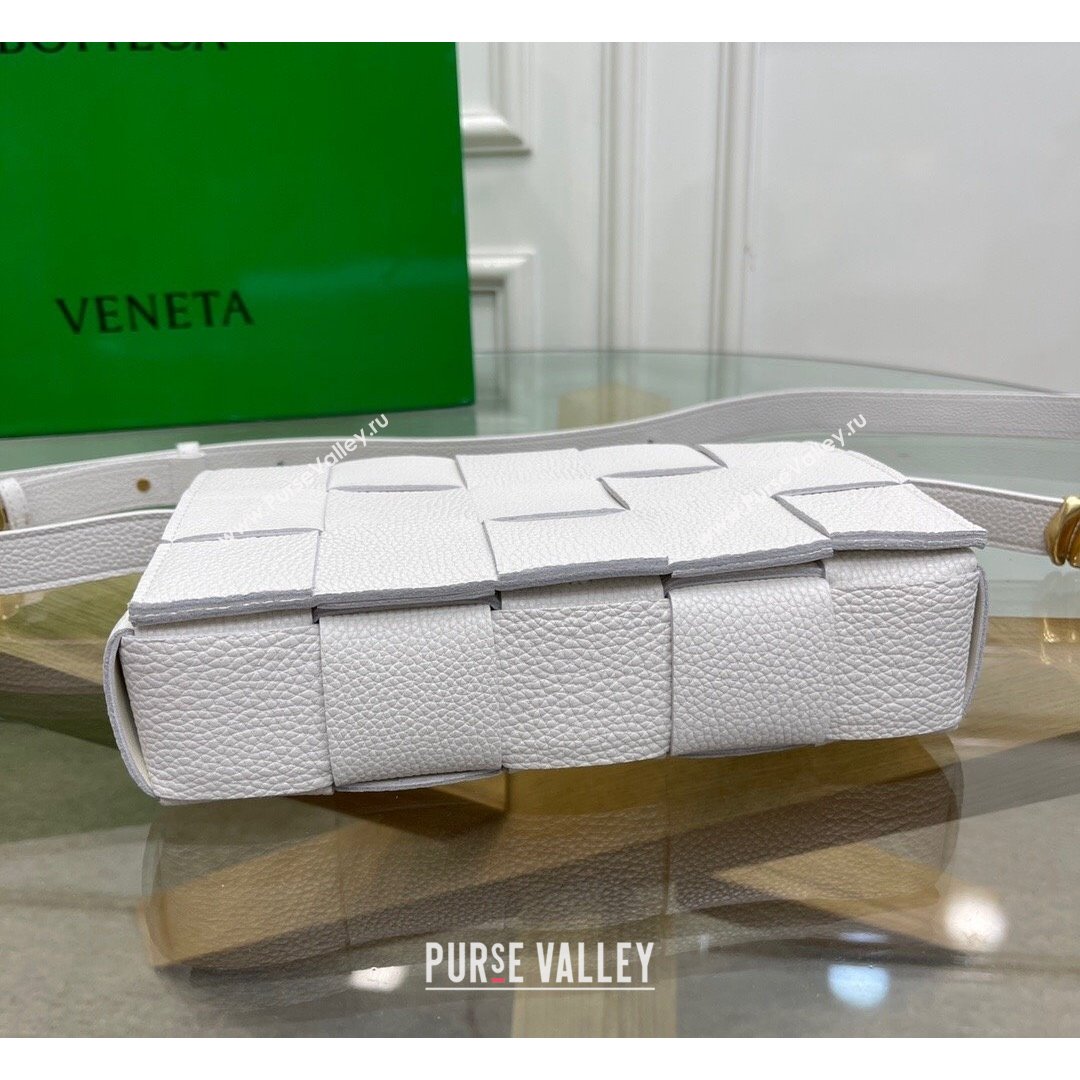 Bottega Veneta Cassette Small Bag in Maxi Grained Calfskin White 2021 (MS-21091111)