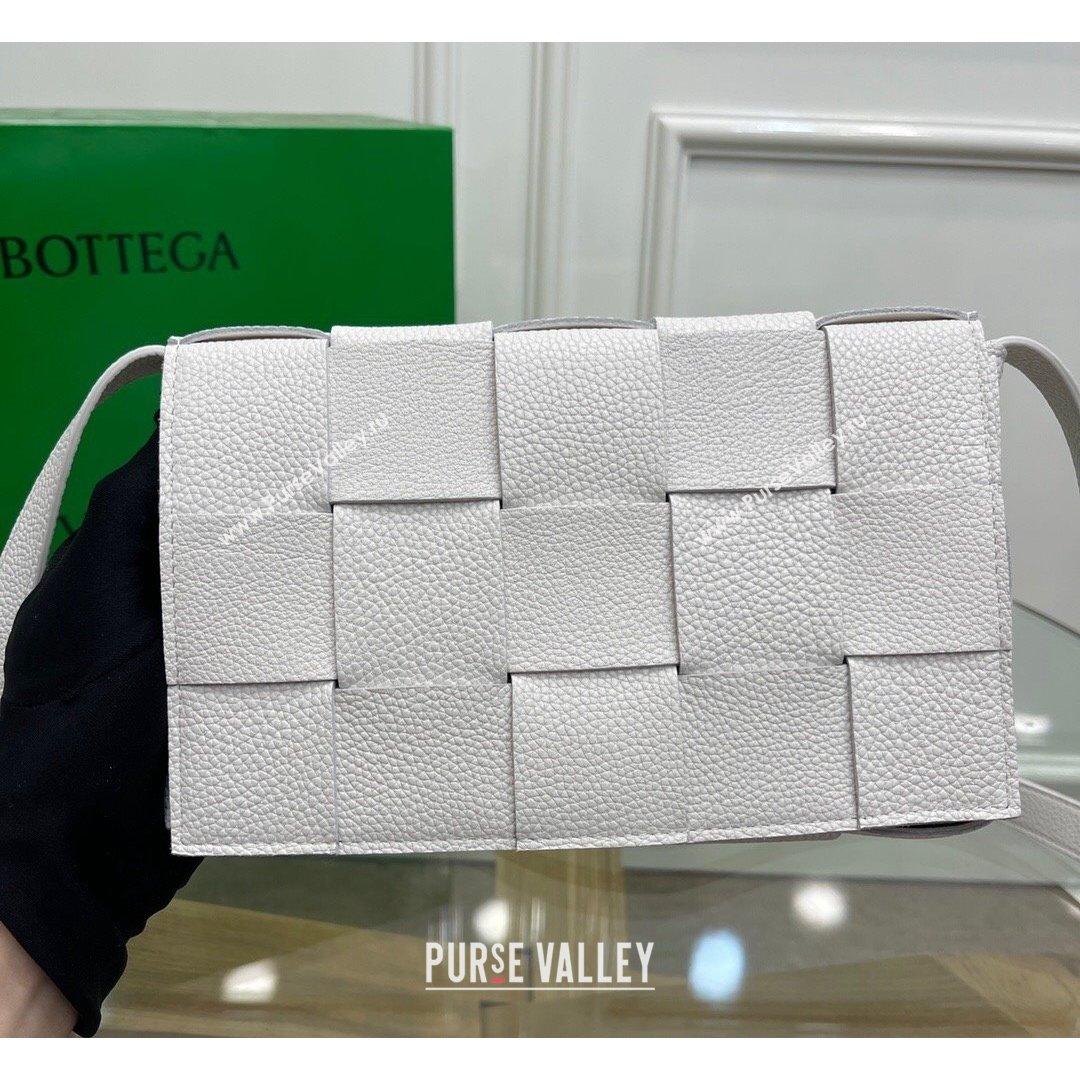 Bottega Veneta Cassette Small Bag in Maxi Grained Calfskin White 2021 (MS-21091111)