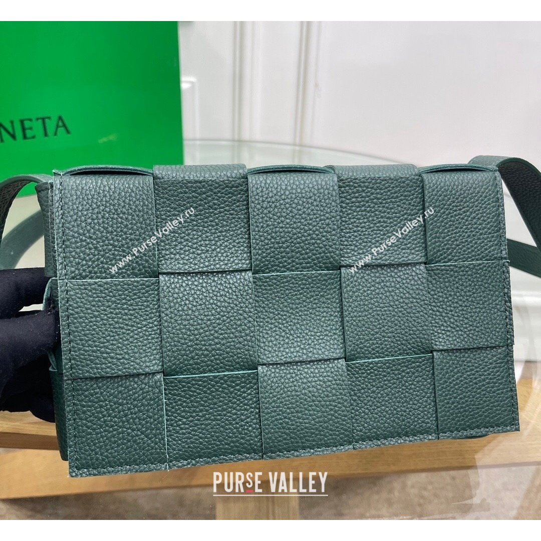 Bottega Veneta Cassette Small Bag in Maxi Grained Calfskin Raintree Green 2021 (MS-21091114)