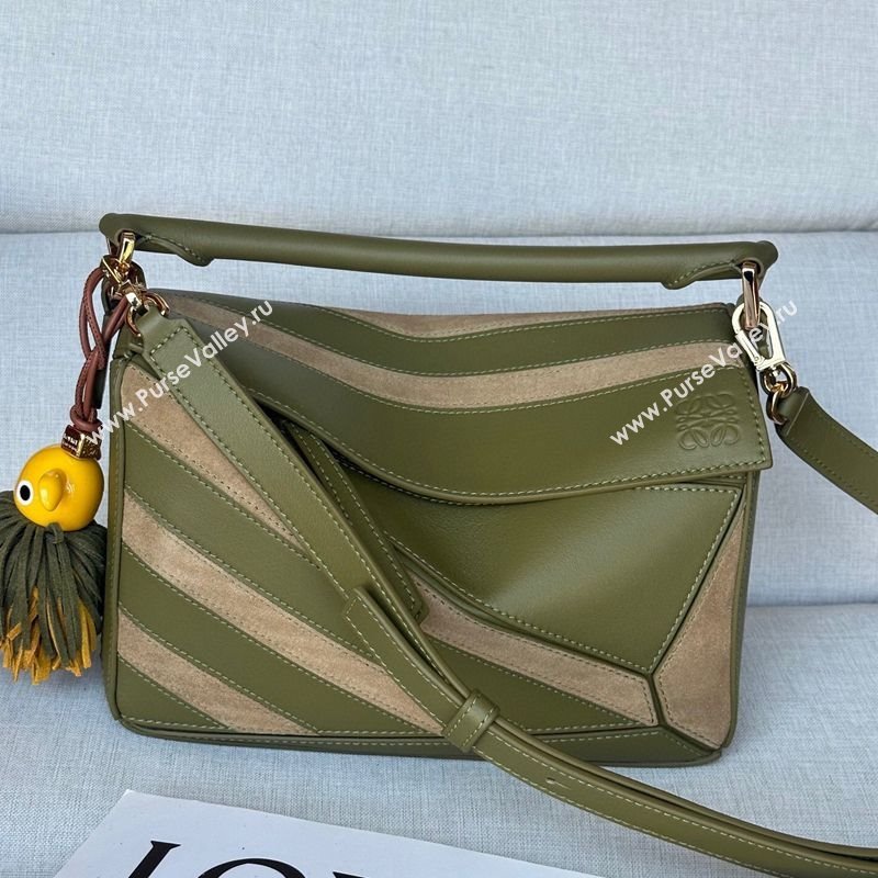 Loewe Small Puzzle bag in classic calfskin and suede Olive Green/Gold 2025 (No Charm) (YS-250925006)