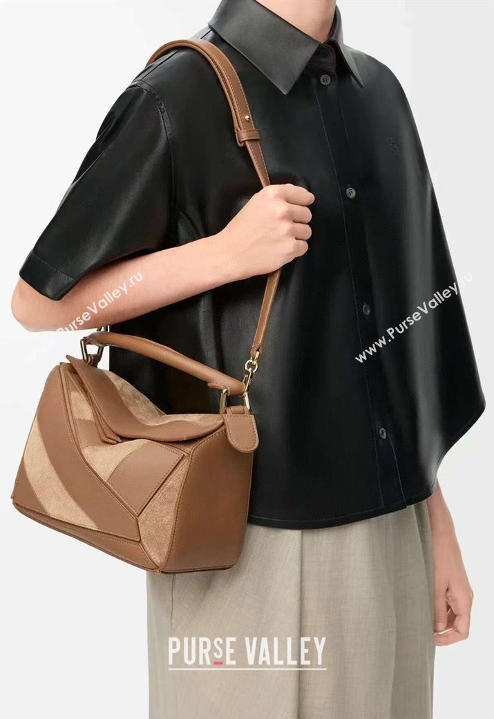 Loewe Small Puzzle bag in classic calfskin and suede Oak Brown 2025 (No Charm) (YS-250925007)