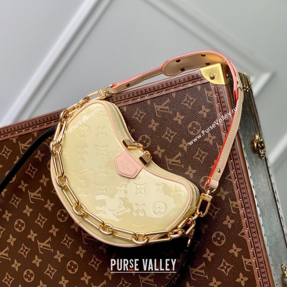 Louis Vuitton Croissant PM Bag in Monogram Vernis Embossed Cowhide leather M24020 Yellow 2024 (K-24030416)